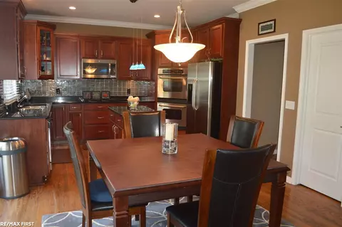 1102 Jefferson, Troy, MI 48084 photo 41