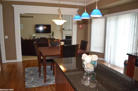 1102 Jefferson, Troy, MI 48084 photo 17