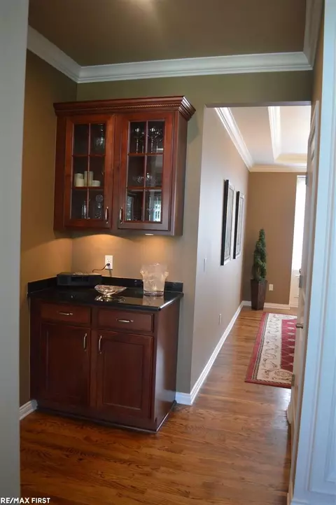 1102 Jefferson, Troy, MI 48084 photo 12