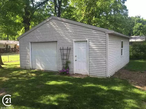 4065 Manner, Flint, MI 48506 photo 12