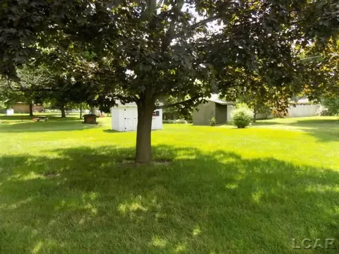 802 Sunset, Tecumseh, MI 49286 photo 2