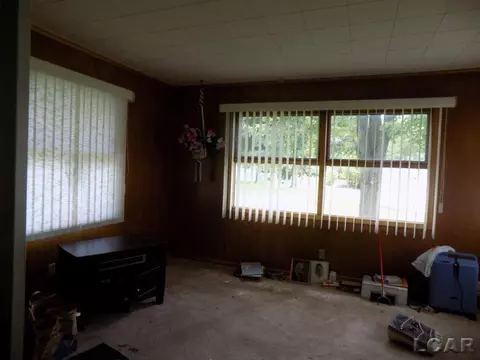 802 Sunset, Tecumseh, MI 49286 photo 4