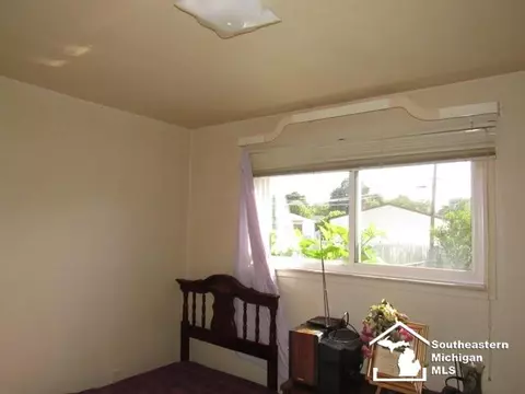 8967 Pardee, Taylor, MI 48180 photo 8