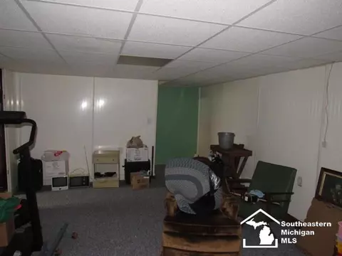 8967 Pardee, Taylor, MI 48180 photo 10