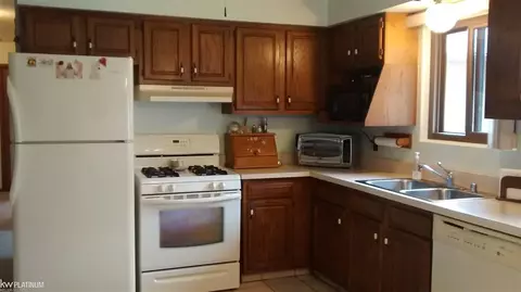 7597 Colony, Algonac, MI 48001 photo 5