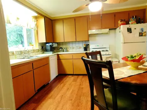 23372 Teppert, Eastpointe, MI 48021 photo 10