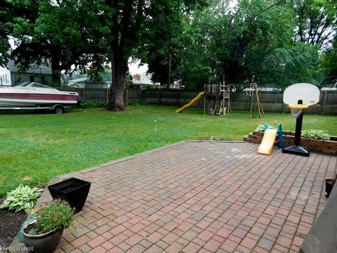 23372 Teppert, Eastpointe, MI 48021 photo 16