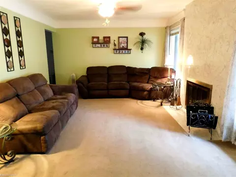 23372 Teppert, Eastpointe, MI 48021 photo 4