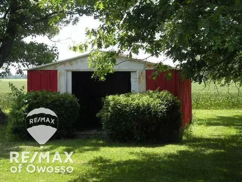 4162 E Copas, Owosso, MI 48867 photo 4