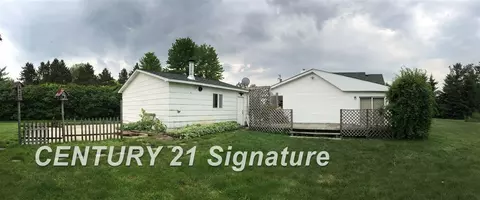 4230 N Fordney, Hemlock, MI 48626 photo 9