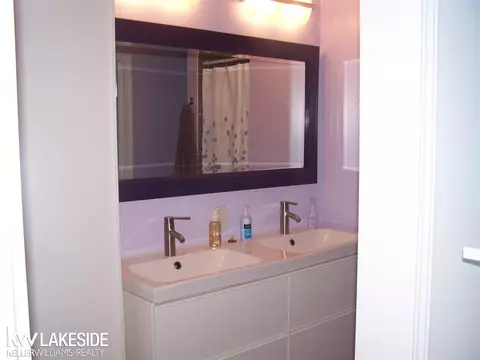 28075 E Duluth, Harrison Township, MI 48045 photo 42