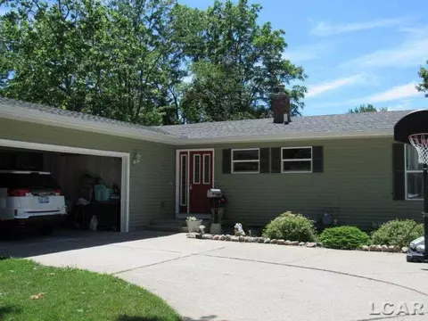 735 Alexander, Adrian, MI 49221 photo 1