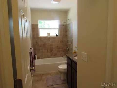 735 Alexander, Adrian, MI 49221 photo 28