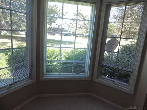 15490 Roxbury, Macomb, MI 48044 photo 7