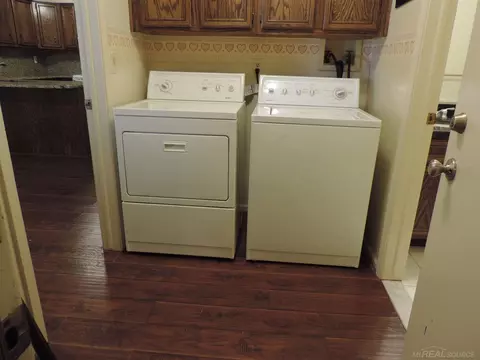 15490 Roxbury, Macomb, MI 48044 photo 18