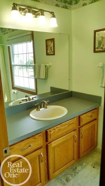 20115 Balmoral, Macomb, MI 48044 photo 15
