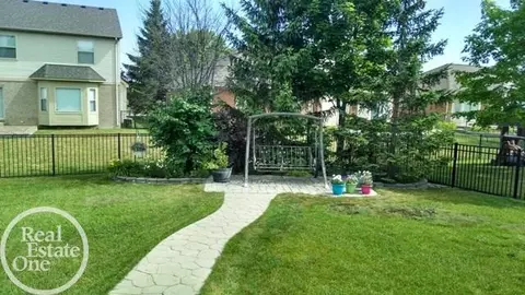 20115 Balmoral, Macomb, MI 48044 photo 34
