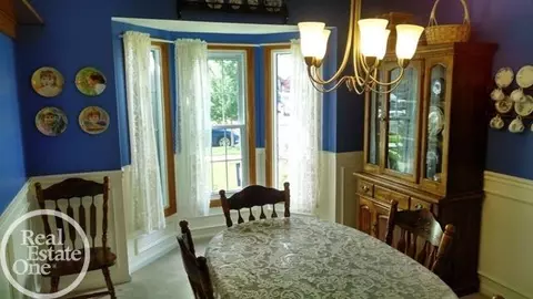 20115 Balmoral, Macomb, MI 48044 photo 5