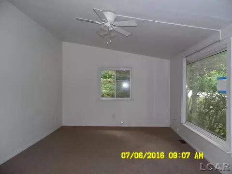 129 Burt, Tecumseh, MI 49286 photo 4