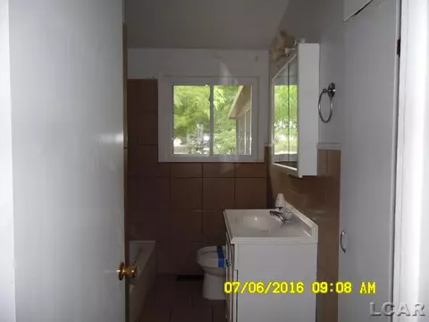 129 Burt, Tecumseh, MI 49286 photo 13