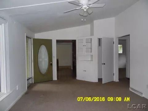 129 Burt, Tecumseh, MI 49286 photo 3