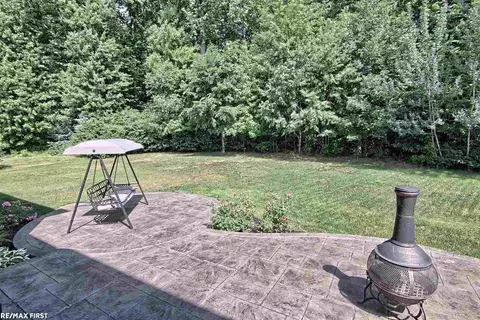 47609 Bucci Ct, Macomb, MI 48044 photo 12