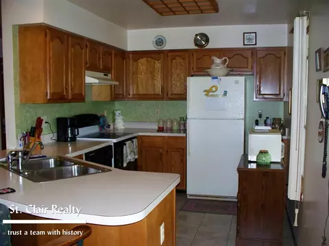 798 Townsend Cresent E, Algonac, MI 48001 photo 8