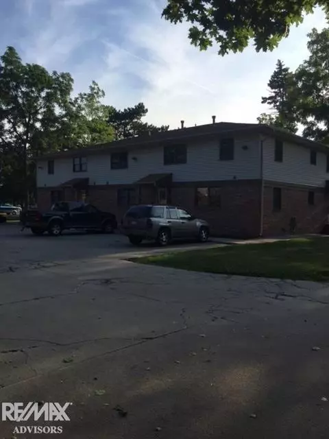 662 N Third, Saint Clair, MI 48079 photo 5