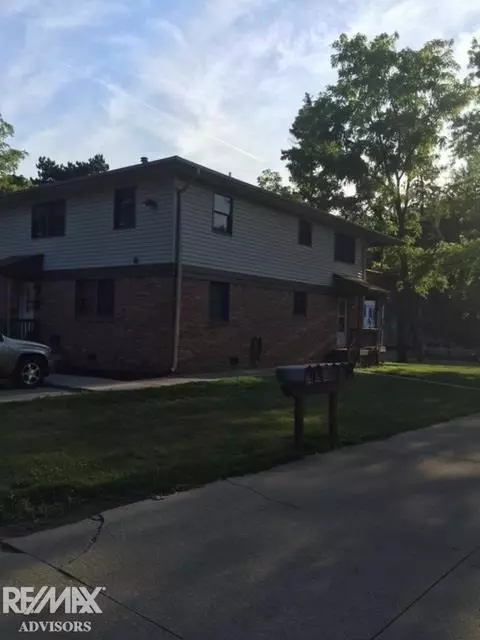 662 N Third, Saint Clair, MI 48079 photo 4