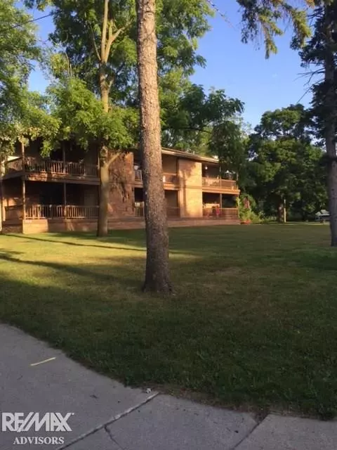 662 N Third, Saint Clair, MI 48079 photo 1