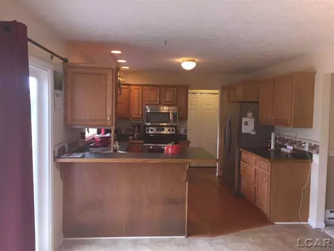4220 Wright, Leslie, MI 49251 photo 4