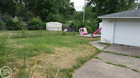 2176 Rome, Warren, MI 48091 photo 3