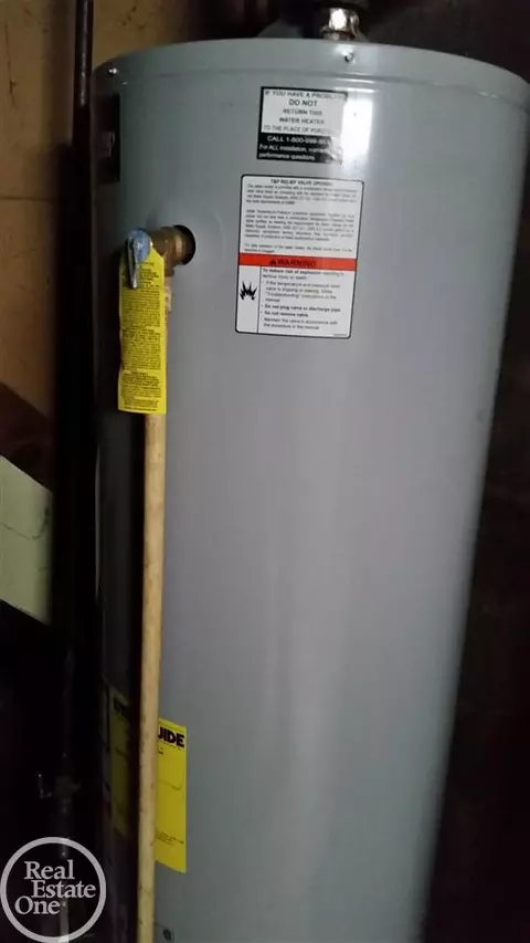 2176 Rome, Warren, MI 48091 photo 16