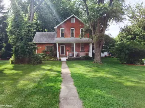 739 N 9th, Saint Clair, MI 48079 photo 1