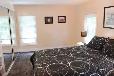 910 Comstock, Adrian, MI 49221 photo 29