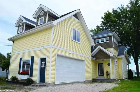 10363 Saint John, Algonac, MI 48001 photo 1