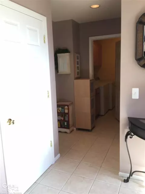 48708 Fairmont, Macomb, MI 48044 photo 51