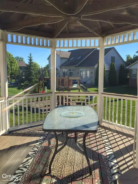 48708 Fairmont, Macomb, MI 48044 photo 29
