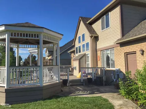 48708 Fairmont, Macomb, MI 48044 photo 46