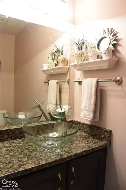 48708 Fairmont, Macomb, MI 48044 photo 34