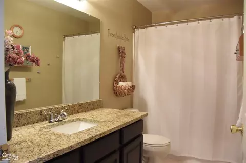 48708 Fairmont, Macomb, MI 48044 photo 39