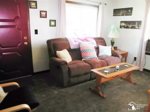 20908 Pinecrest, Taylor, MI 48180 photo 5