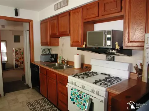 20908 Pinecrest, Taylor, MI 48180 photo 3