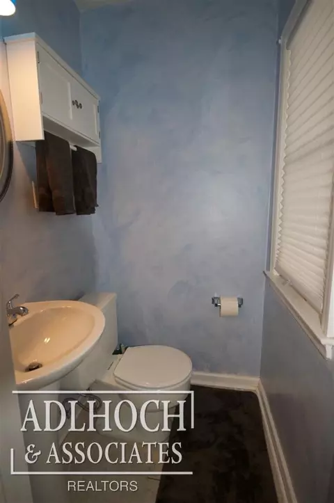 2150 Lancaster, Grosse Pointe Woods, MI 48236 photo 10