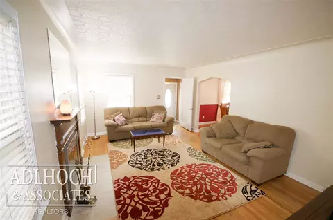 2150 Lancaster, Grosse Pointe Woods, MI 48236 photo 5