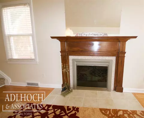 2150 Lancaster, Grosse Pointe Woods, MI 48236 photo 4