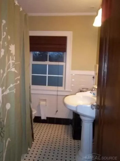 625 Borgess, Monroe, MI 48162 photo 5