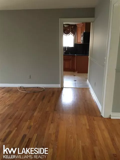 17693 Thomas, Macomb, MI 48044 photo 5