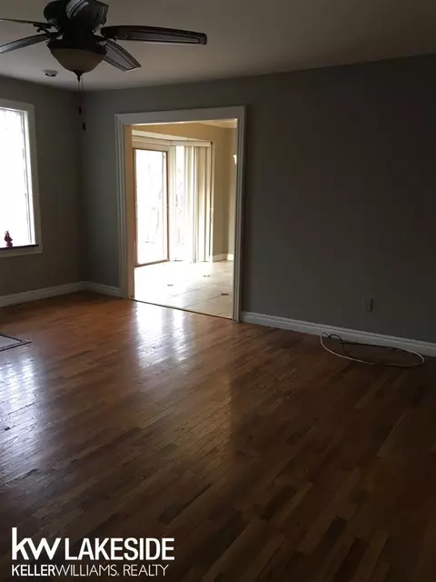 17693 Thomas, Macomb, MI 48044 photo 6