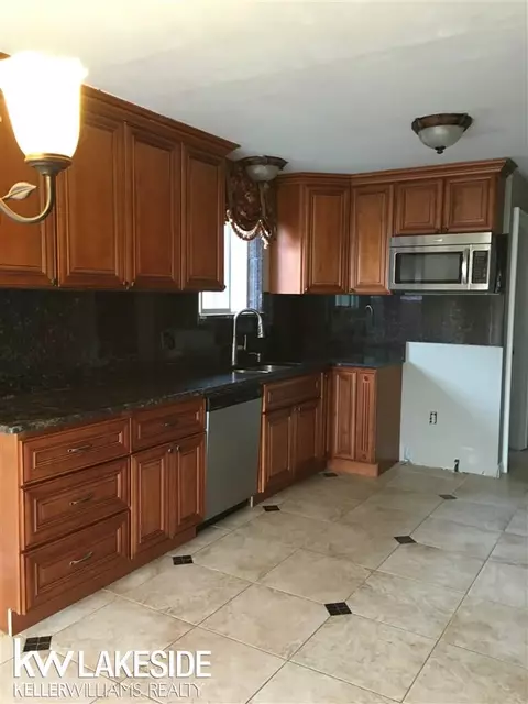 17693 Thomas, Macomb, MI 48044 photo 7